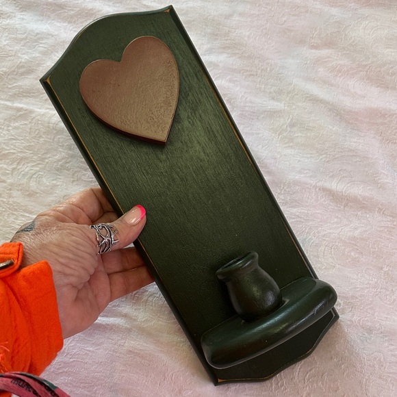 American Heirloom Other - Amish Candle Shelf Vintage Timeworn Heart American Heirloom Sconce